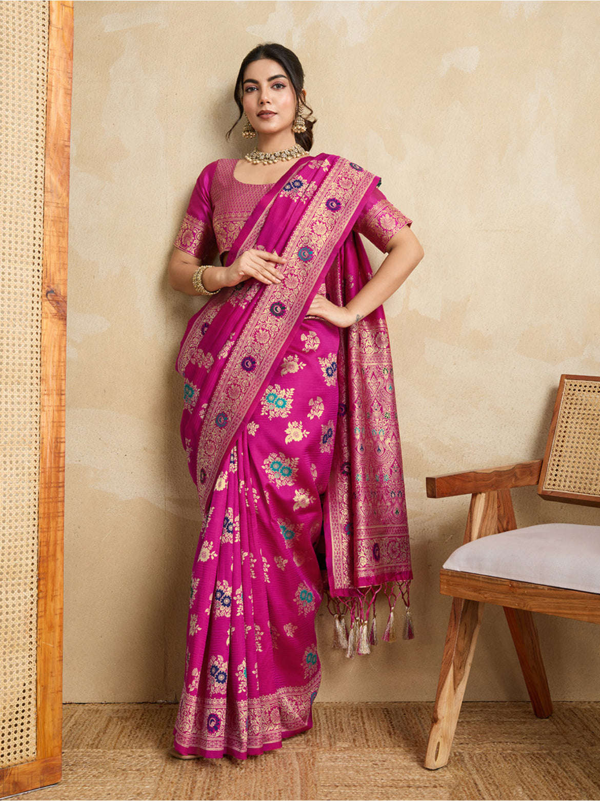 Woven, Embellished, Self Design Banarasi Pure Silk Saree (Pink)