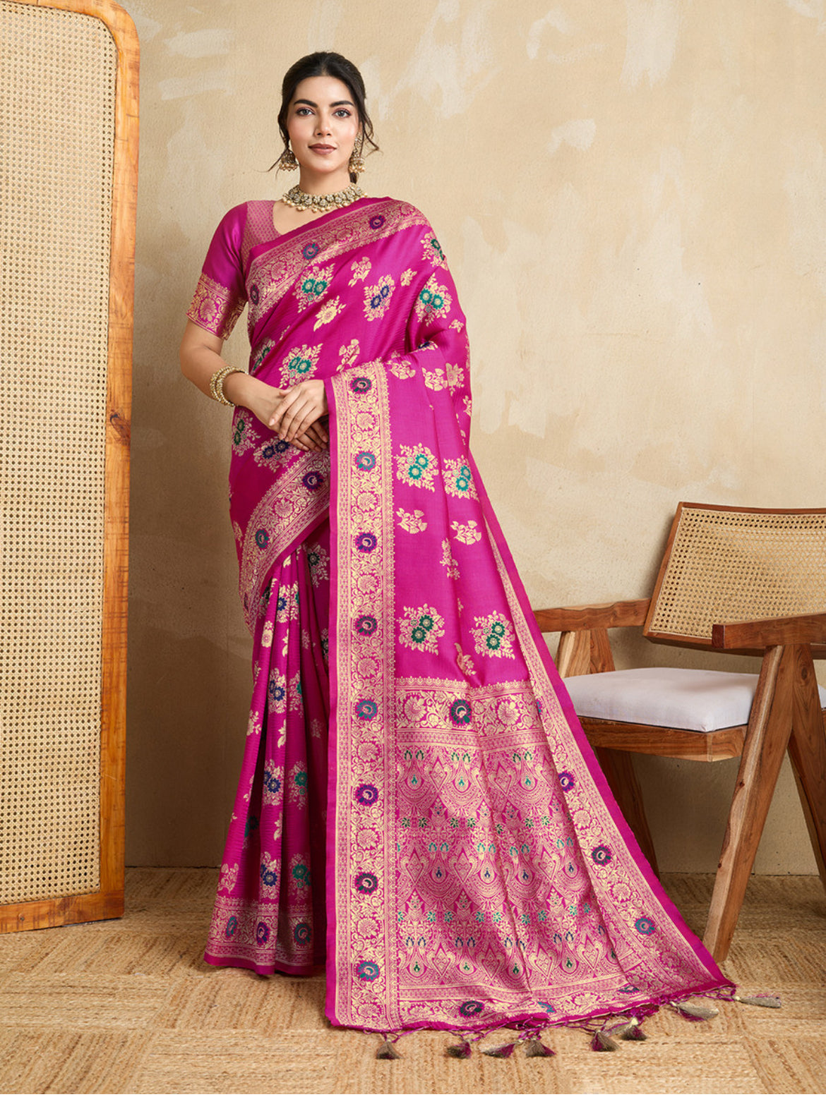 Woven, Embellished, Self Design Banarasi Pure Silk Saree (Pink)